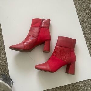 Elegant Red Ankle Boots